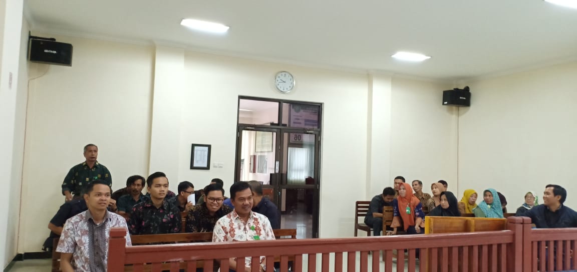 6c65eb1d ee99 457f 8974 18452edd86b4